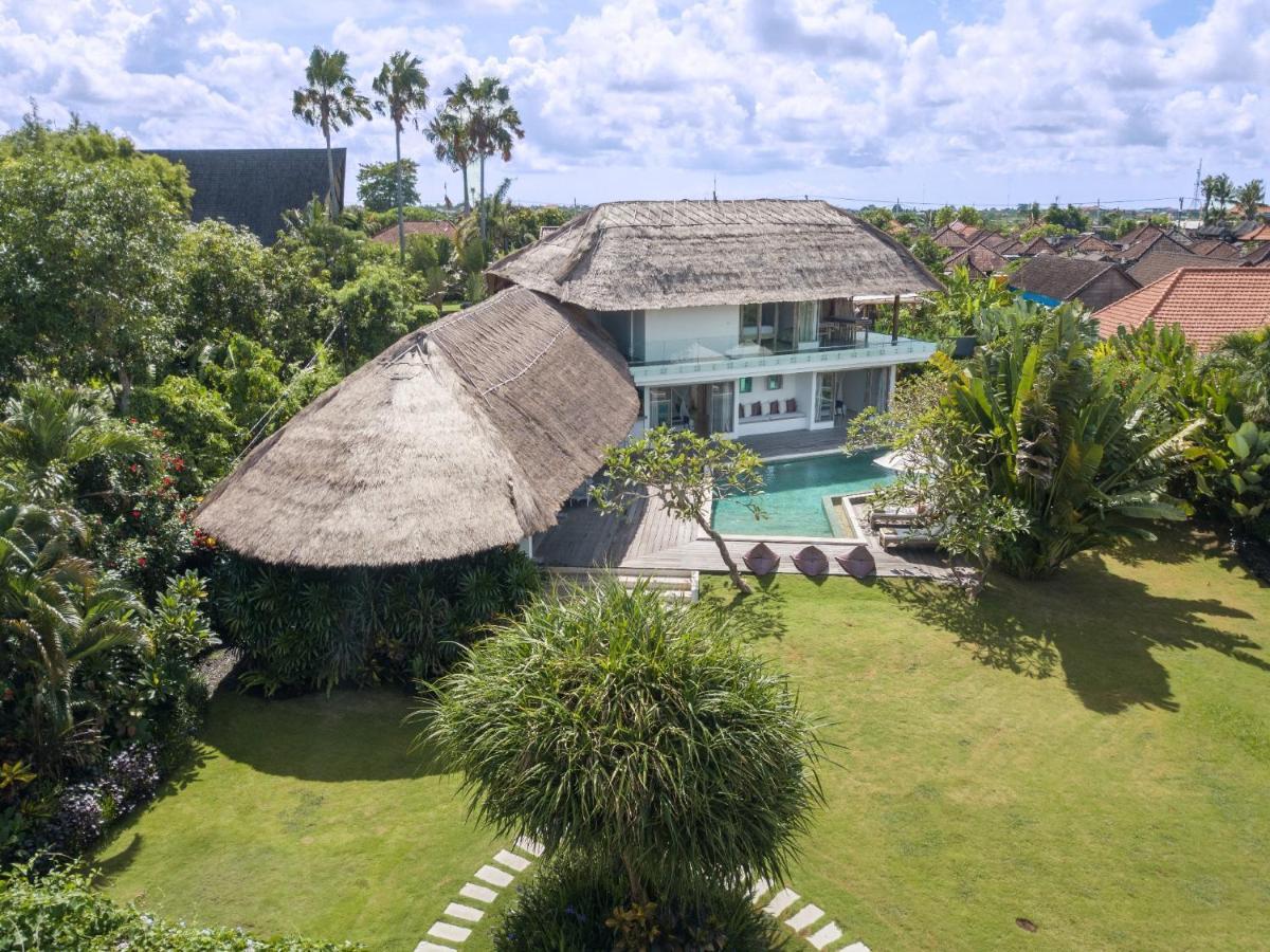Villa Kami Denpasar Zewnętrze zdjęcie
